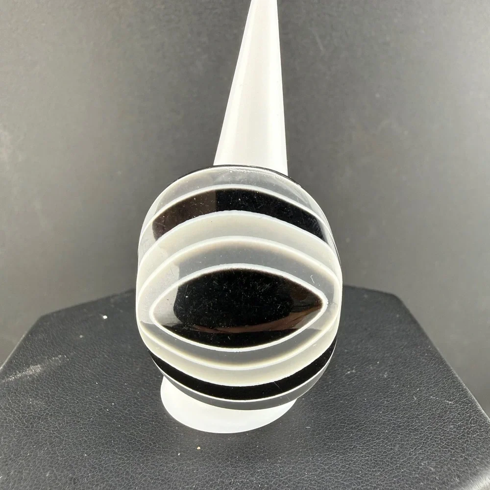 Vintage Retro Statement Ring Black White Striped Chunky Acrylic Size 7.5
